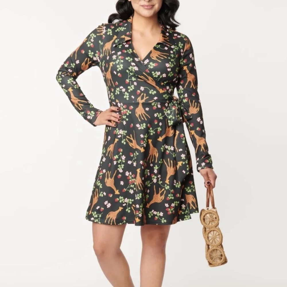 Green Giraffe & Strawberry Print Wrap Dress - Picture 4 of 15